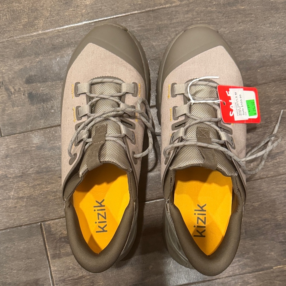 Kizik Men's Taupe Casual Lace-Up Sneakers